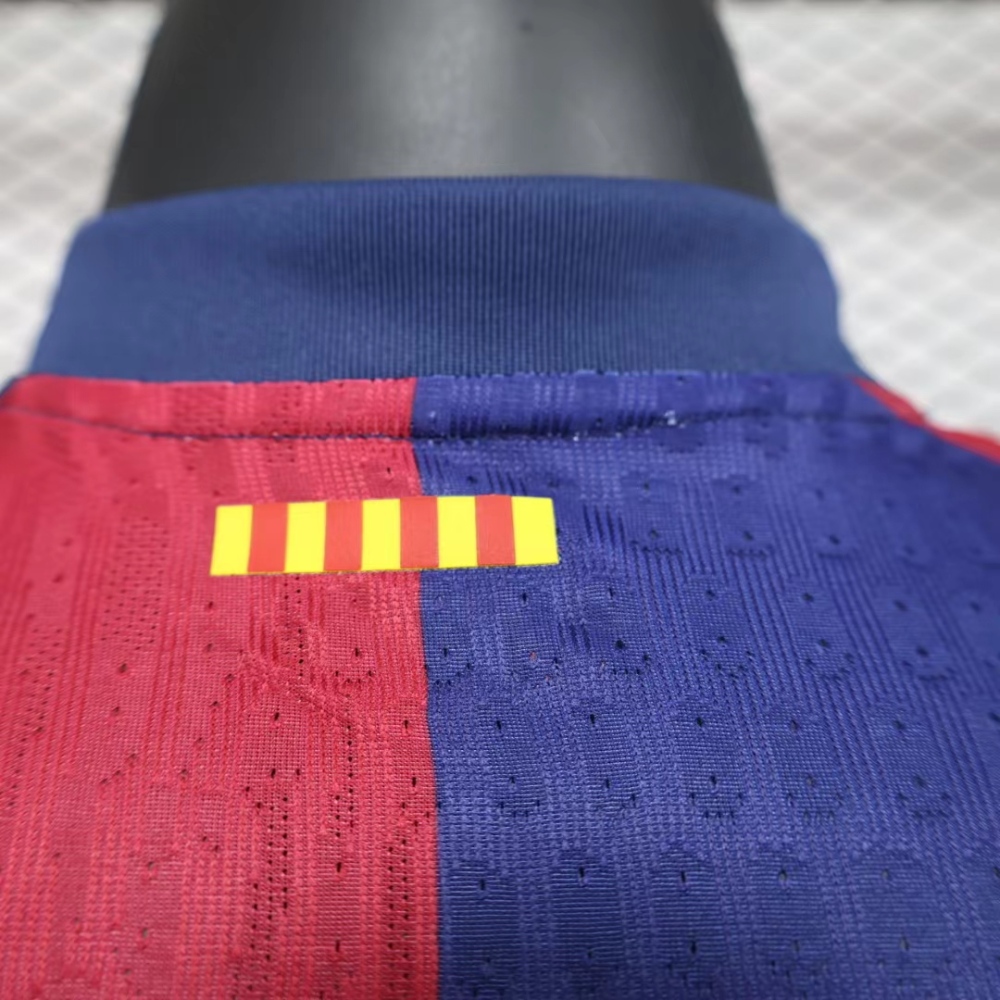 (S-3XL) 1:1 Copy Top Quality 2025/2026 Player: New 24-25 Barcelona Home