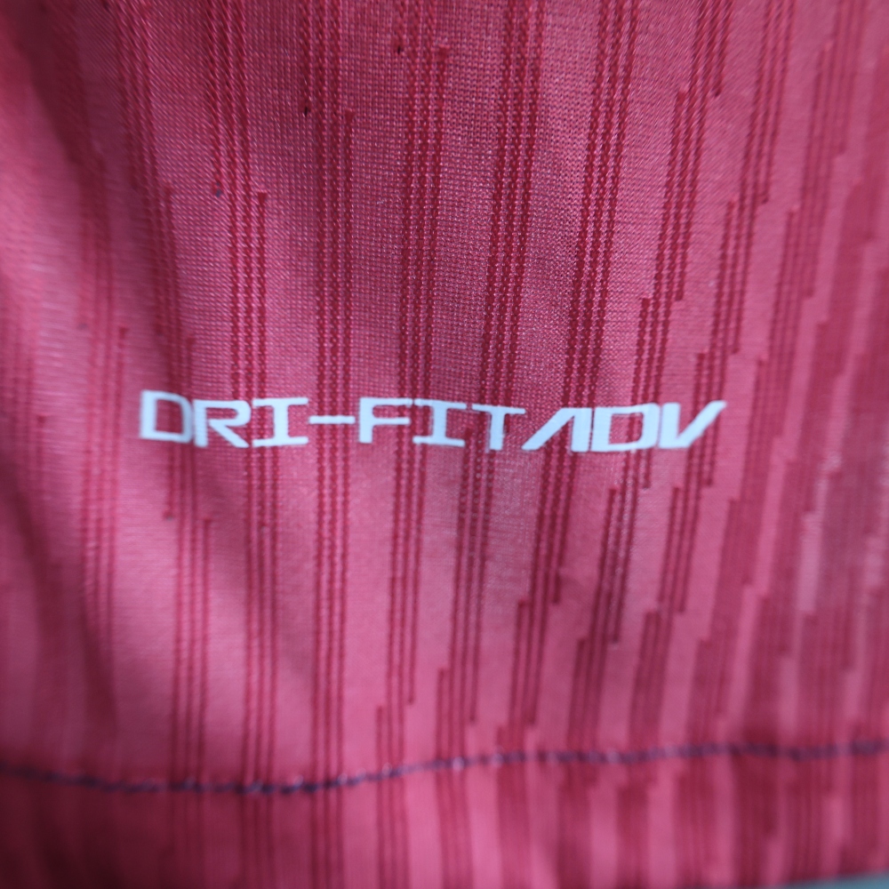 (S-3XL) 1:1 Copy Top Quality 2025/2026 Player: Barcelona Home (Large Chest Emblem)