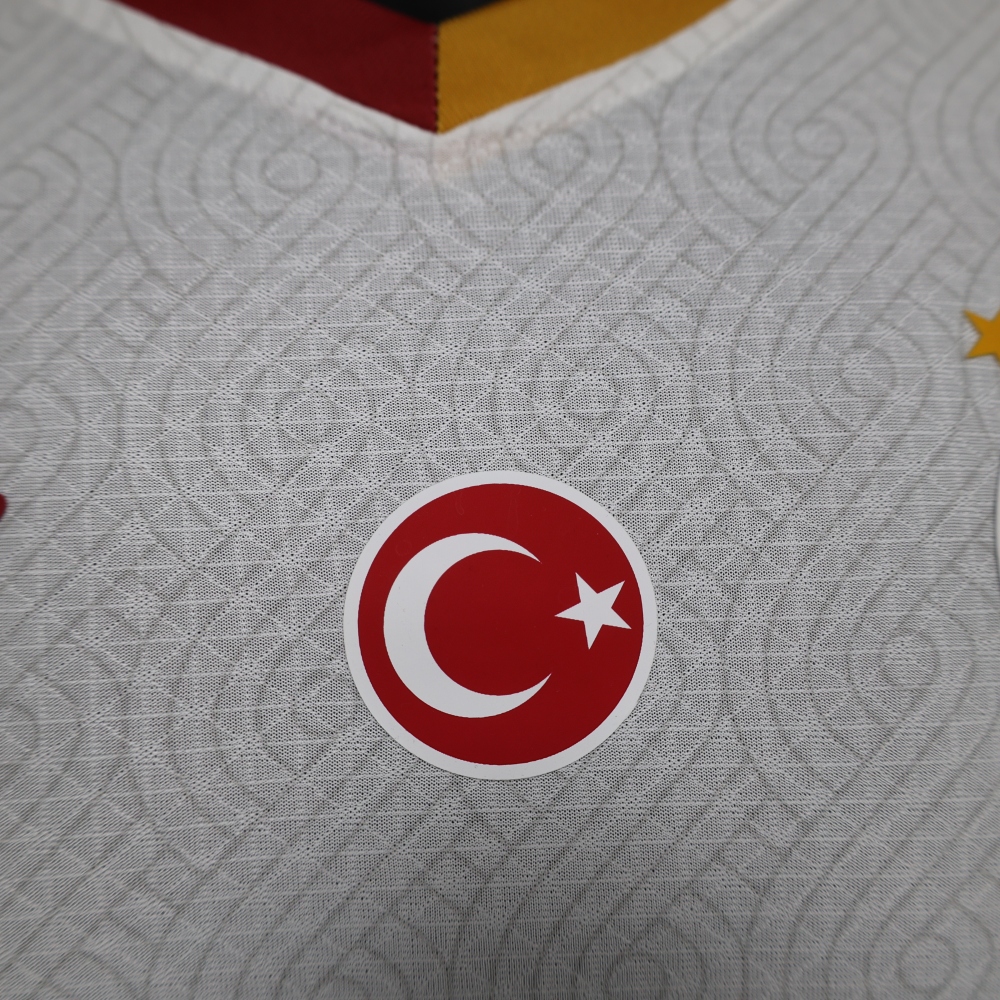 (S-3XL) 1:1 Copy Top Quality 2025/2026 Player: Galatasaray Away