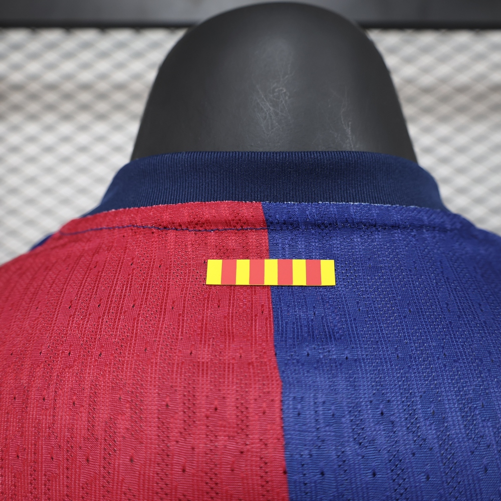 (S-3XL) 1:1 Copy Top Quality 2025/2026  Player: Barcelona Home Long Sleeve