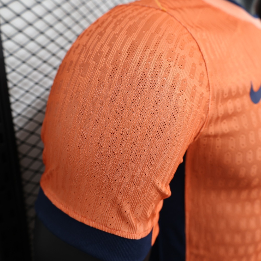(S-3XL) 1:1 Copy Top Quality 2025/2026 Player: Barcelona Orange