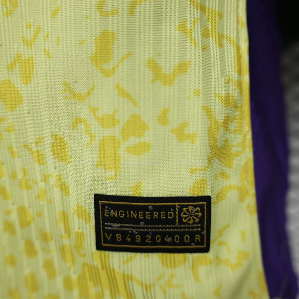 (S-3XL) 1:1 Copy Top Quality 2025/2026 Player: Barcelona Flyer Edition