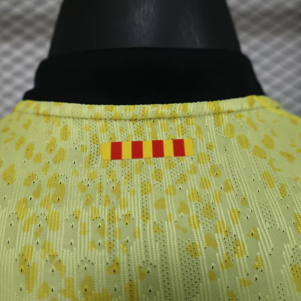 (S-3XL) 1:1 Copy Top Quality 2025/2026 Player: Barcelona Flyer Edition