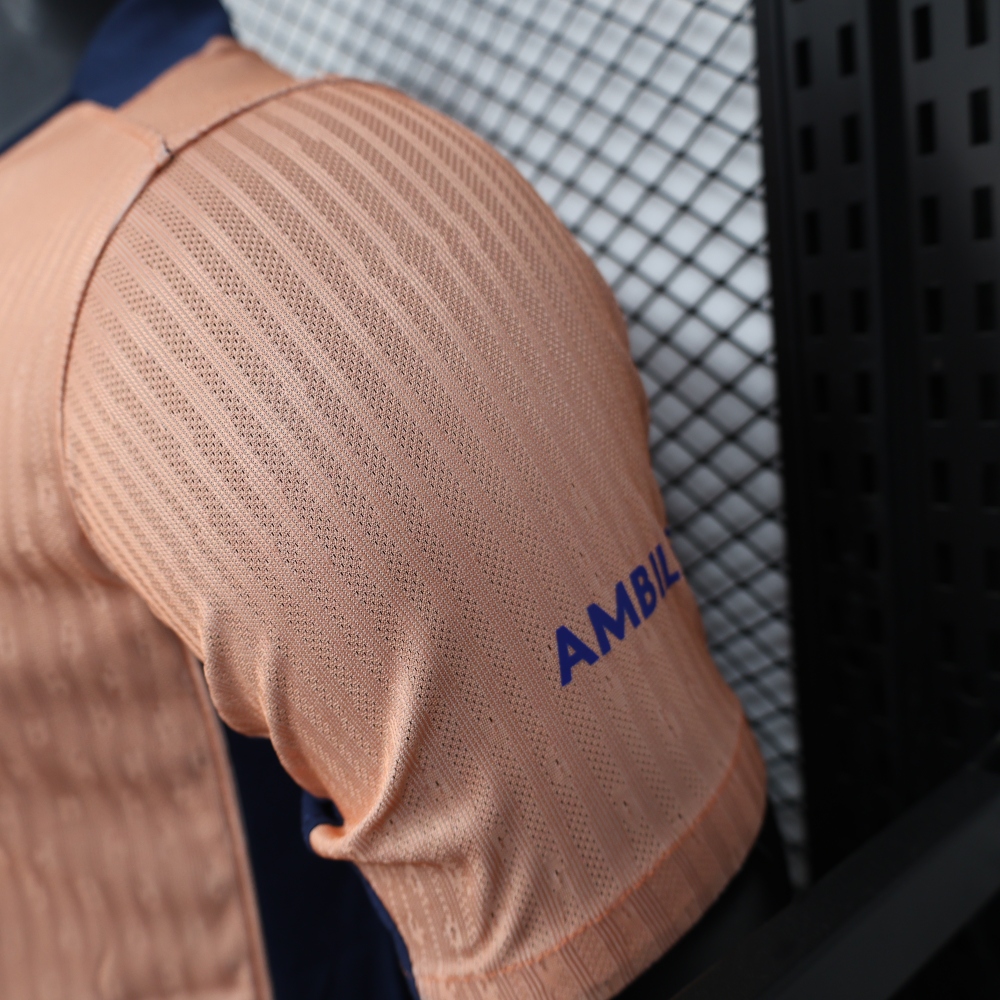 (S-3XL) 1:1 Copy Top Quality 2025/2026 Player: Barcelona Pink