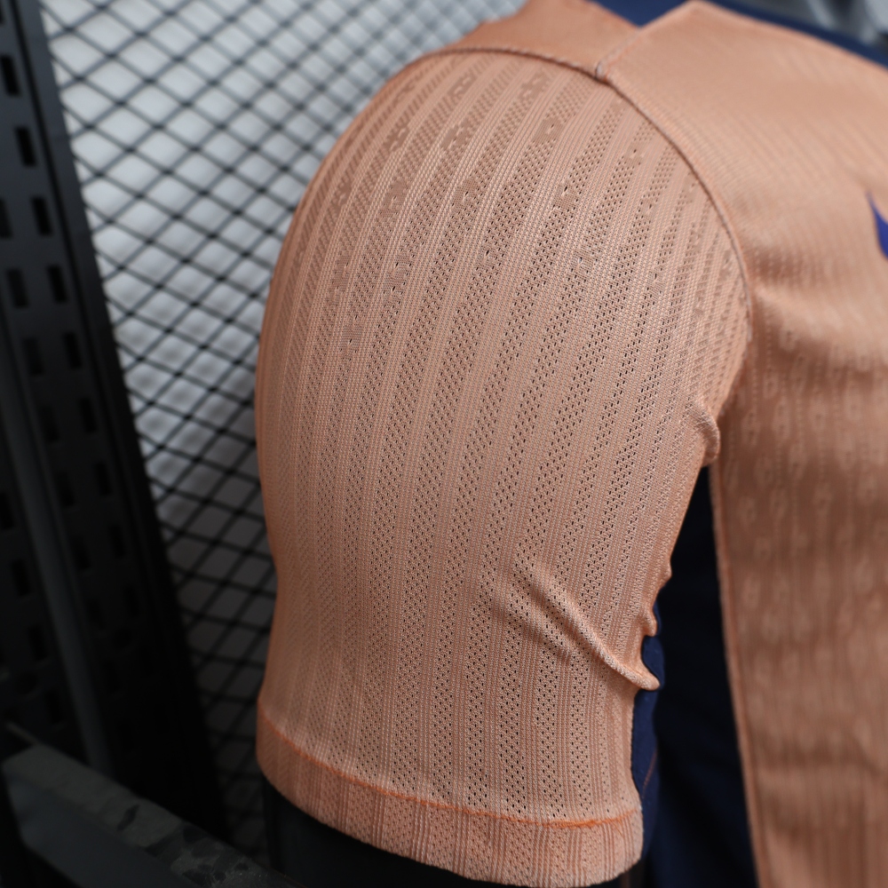 (S-3XL) 1:1 Copy Top Quality 2025/2026 Player: Barcelona Pink