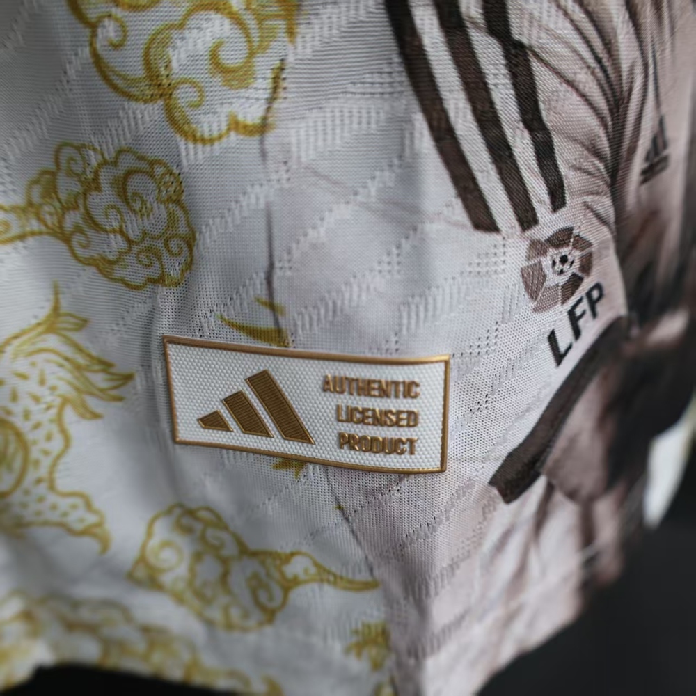 (S-3XL) 1:1 Copy Top Quality 2025/2026 Player: Real Madrid Special Edition