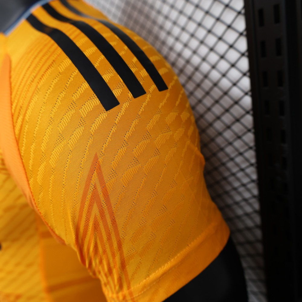 (S-3XL) 1:1 Copy Top Quality 2025/2026 Player: Real Madrid away jacquard