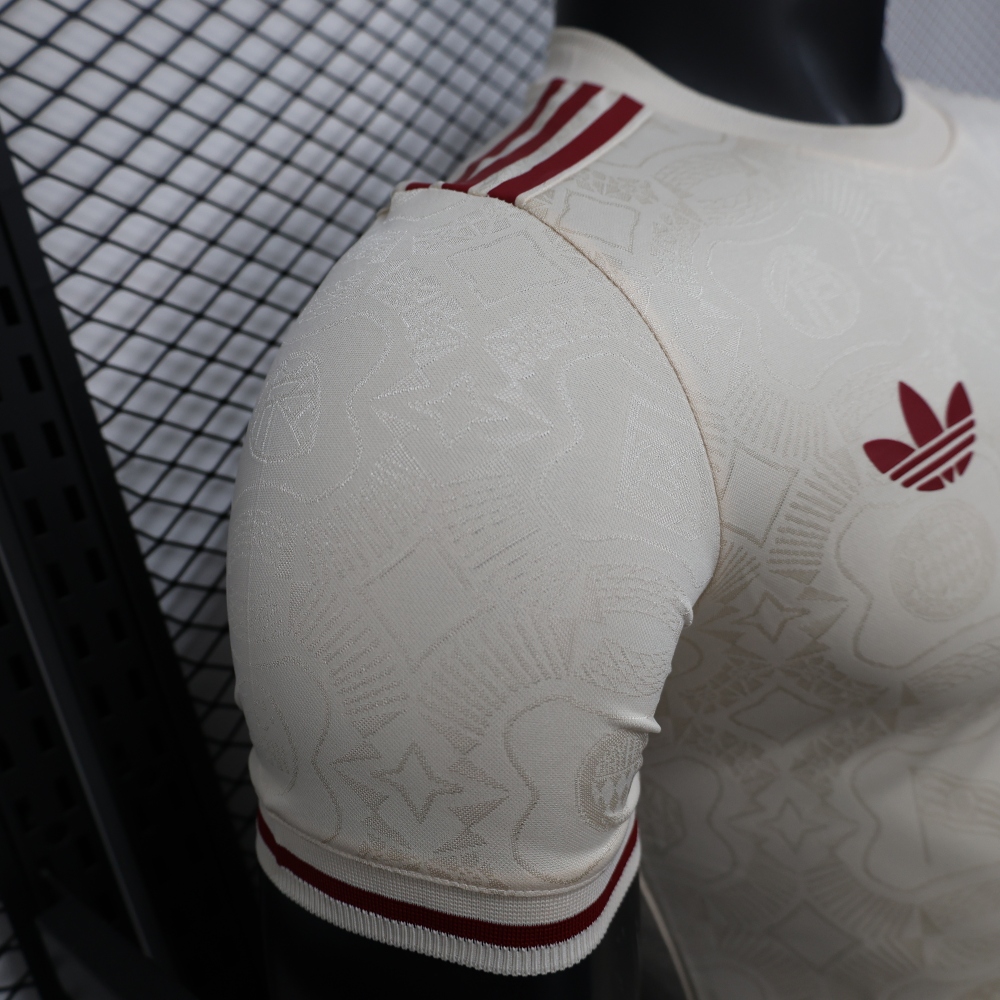 (S-3XL) 1:1 Copy Top Quality 2025/2026 Players; Bayern Special Edition