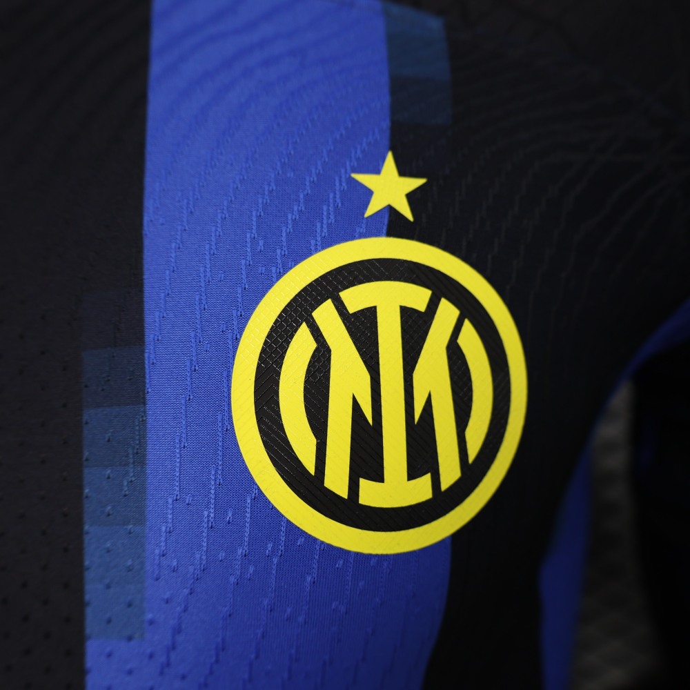 (S-3XL) 1:1 Copy Top Quality 2025/2026 Player: Inter Milan home Transformers edition