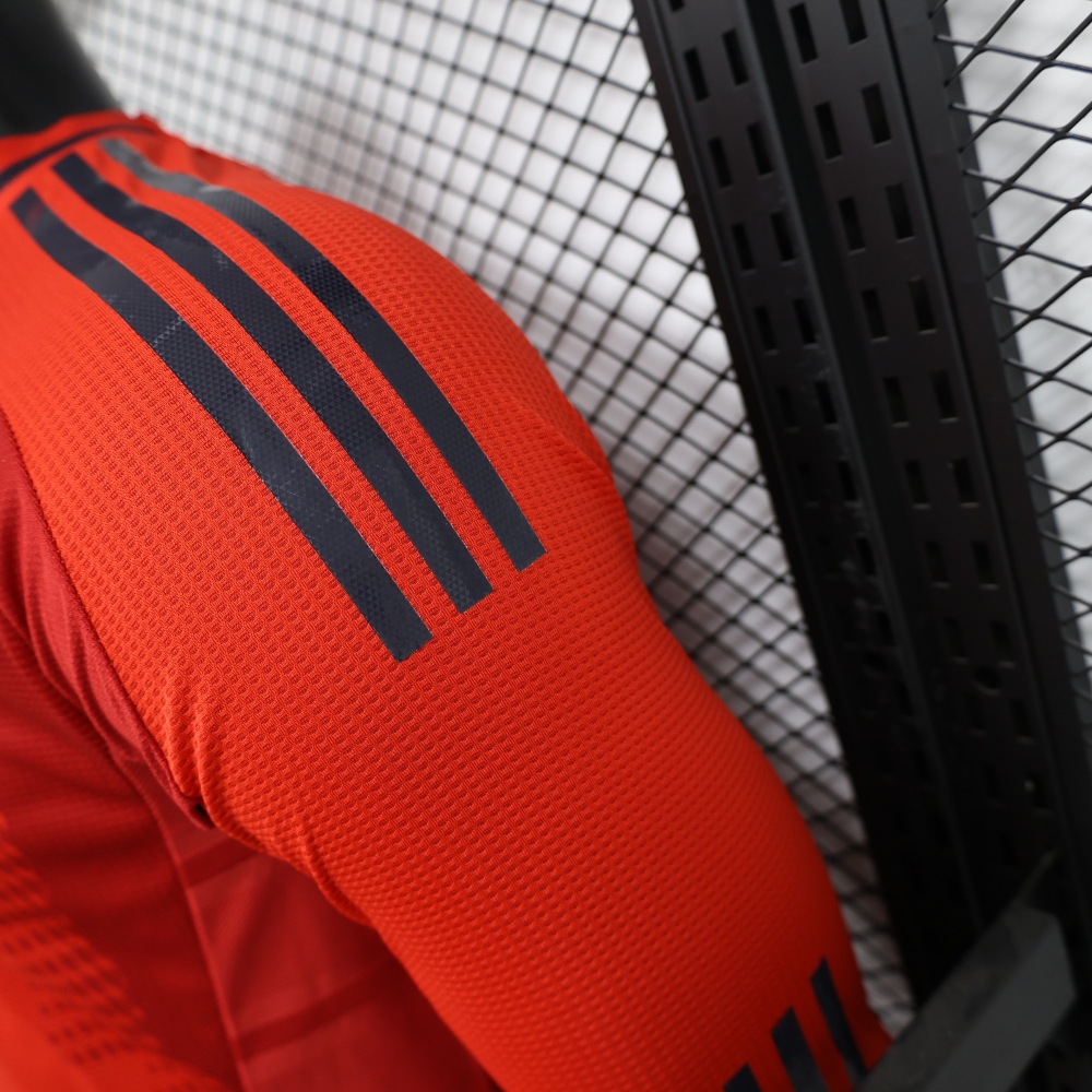 (S-3XL) 1:1 Copy Top Quality 2025/2026 Bayern Retro