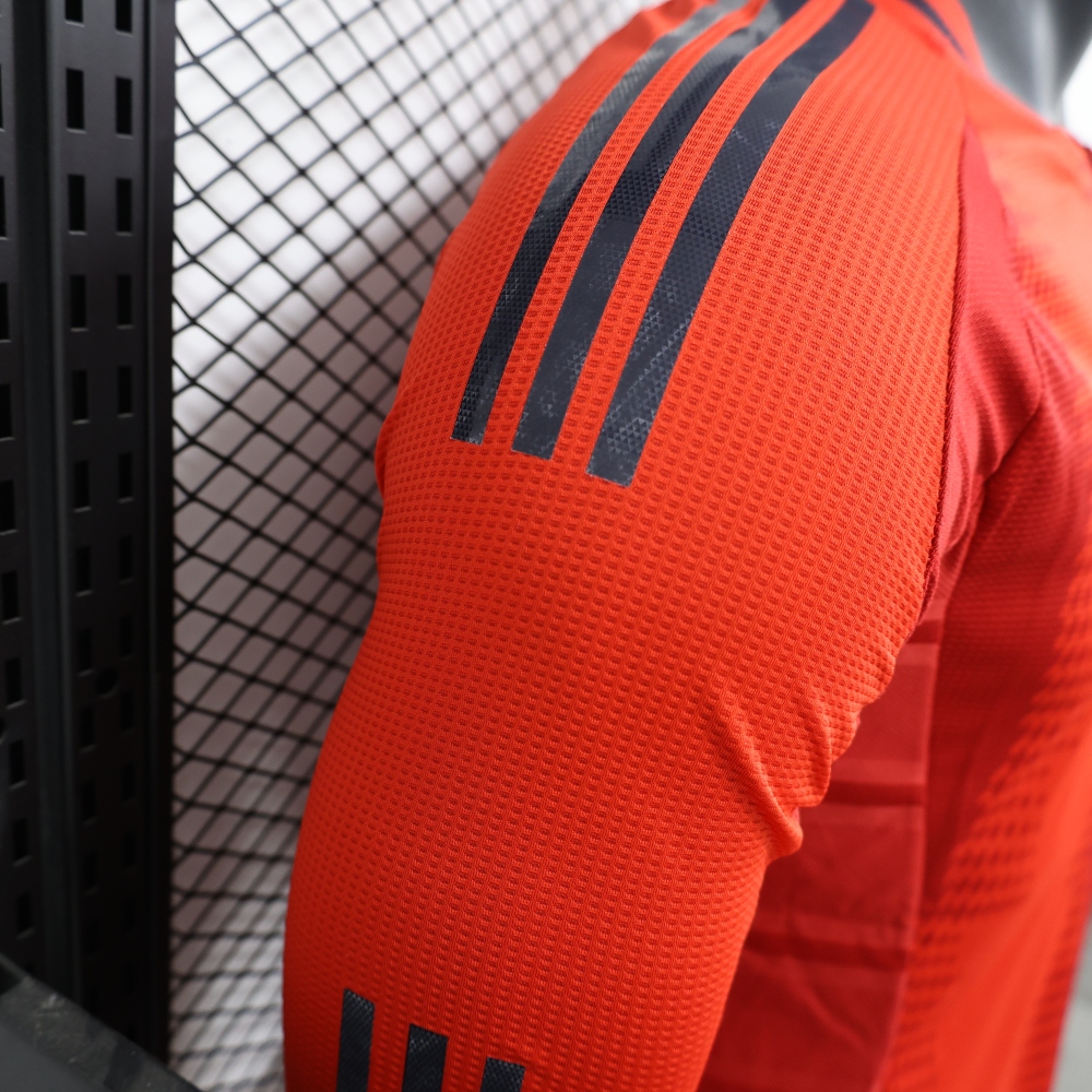 (S-3XL) 1:1 Copy Top Quality 2025/2026 Bayern Retro