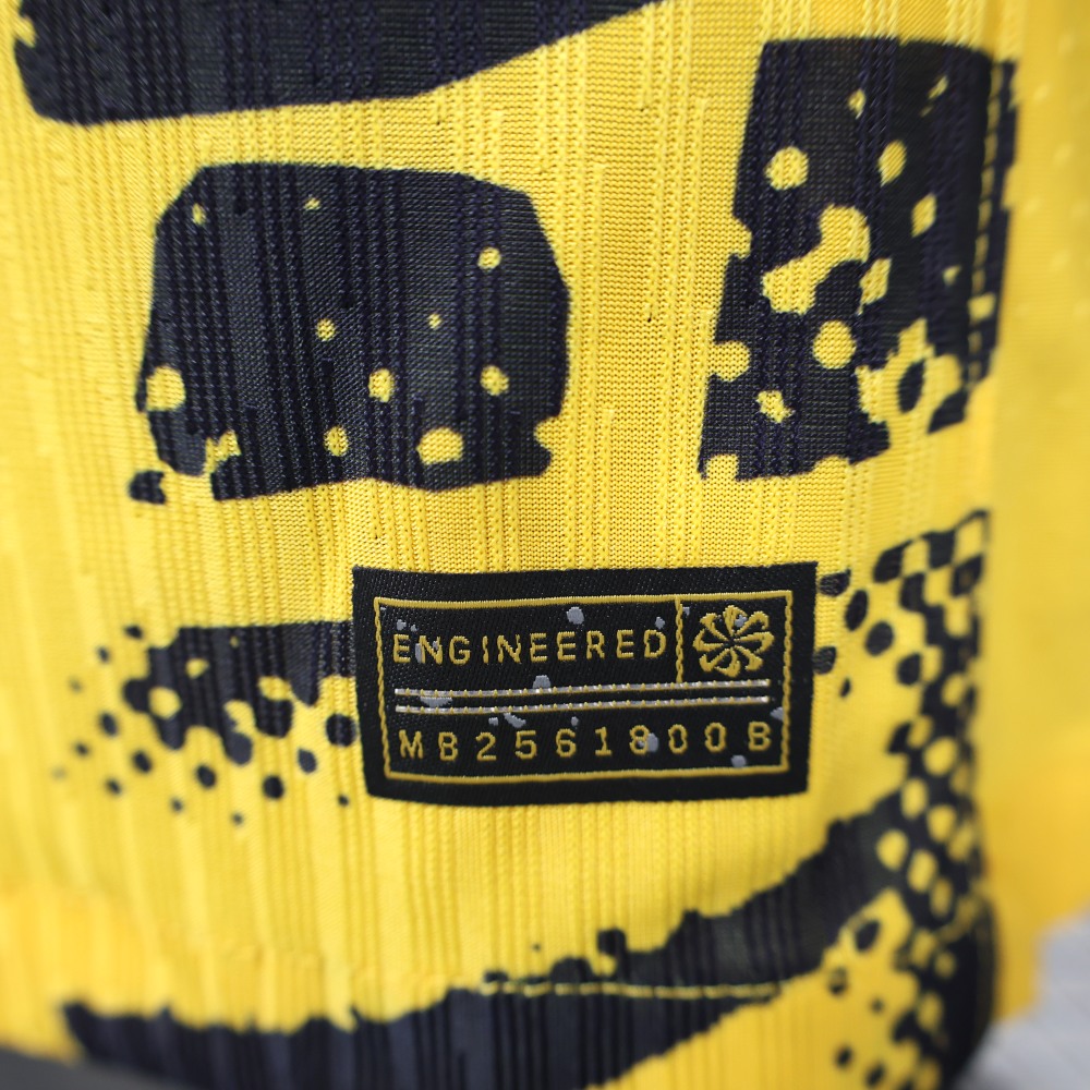 (S-3XL) 1:1 Copy Top Quality 2025/2026 Player: Inter Milan third away jersey (advertising version)