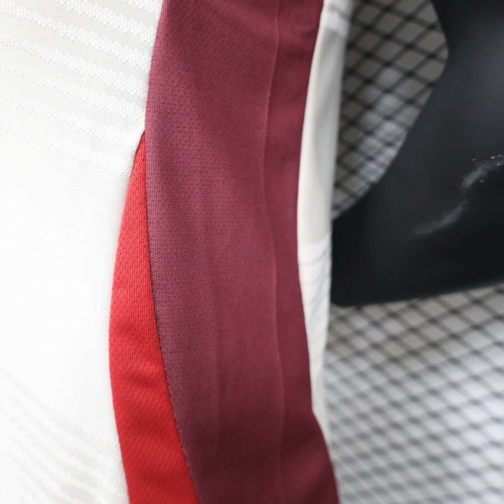 (S-3XL) 1:1 Copy Top Quality 2025/2026 Players: Bayern training kits