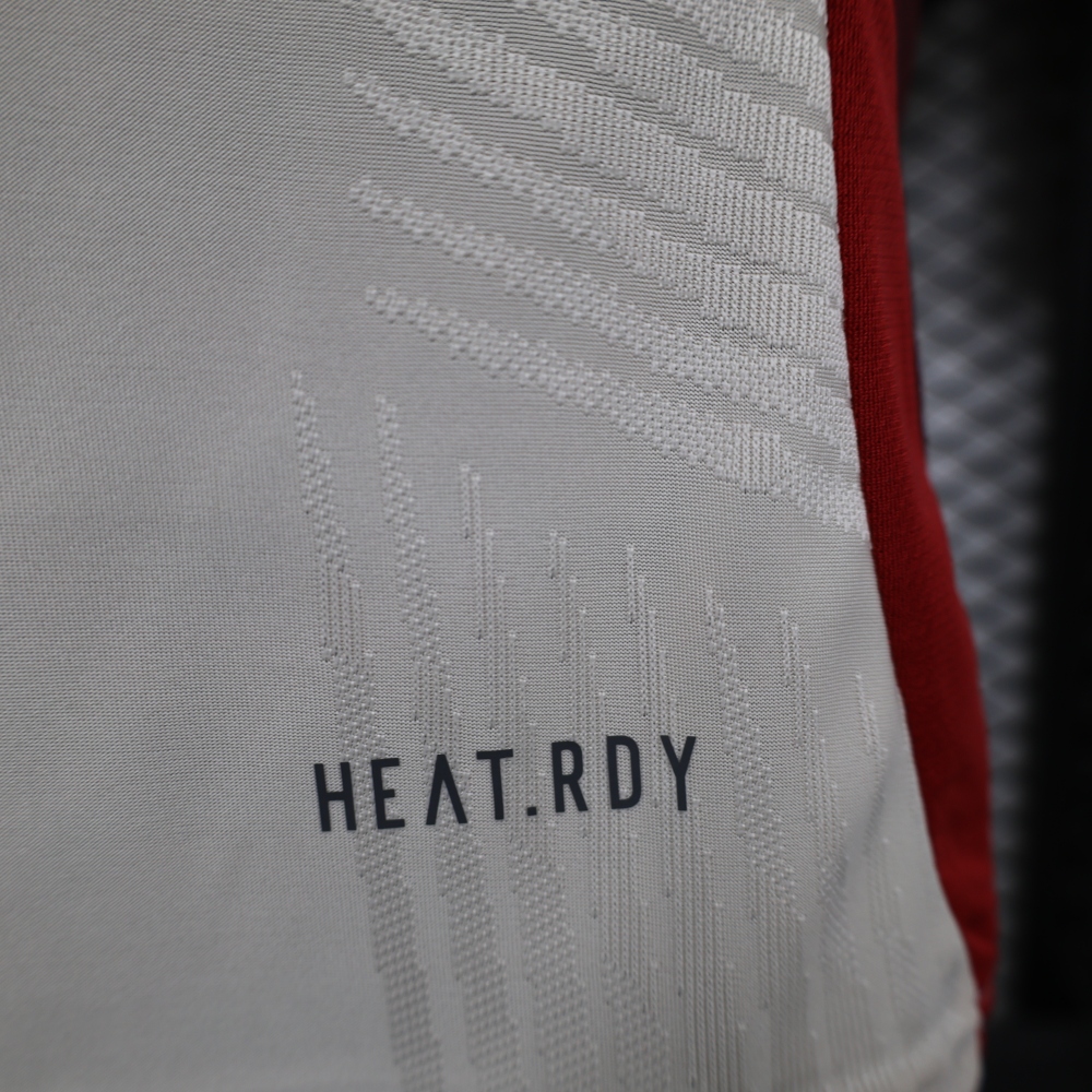 (S-3XL) 1:1 Copy Top Quality 2025/2026 Players: Bayern training kits