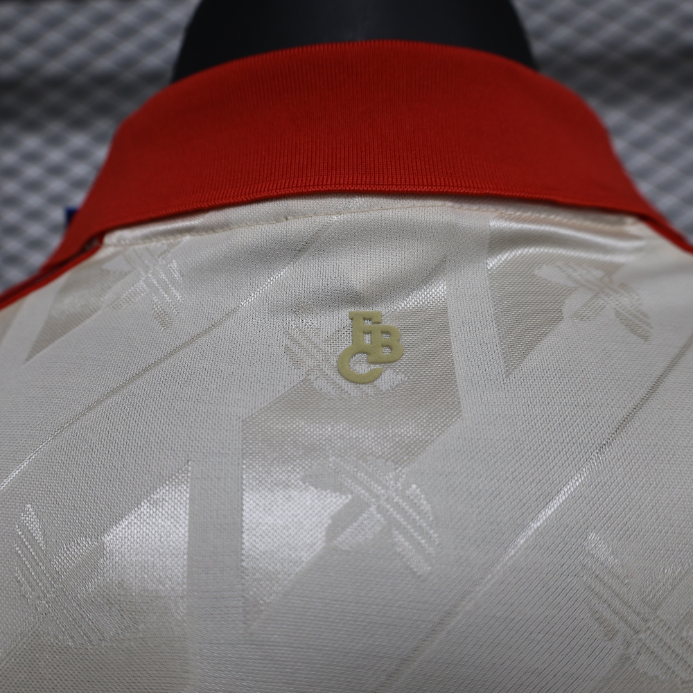 (S-3XL) 1:1 Copy Top Quality 2025/2026 Bayern Retro