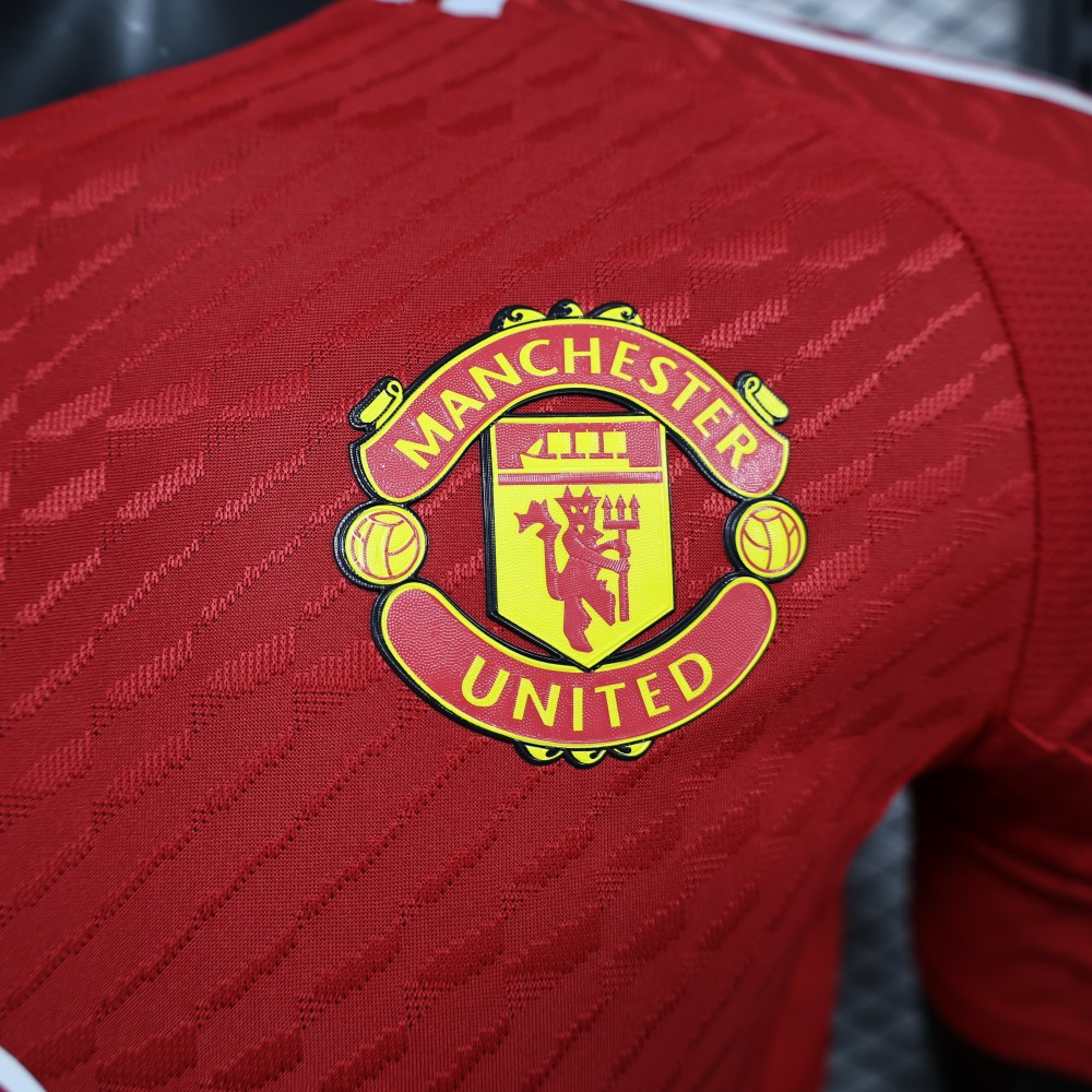 (S-3XL) 1:1 Copy Top Quality 2025/2026 Player: Jacquard Manchester United home kit
