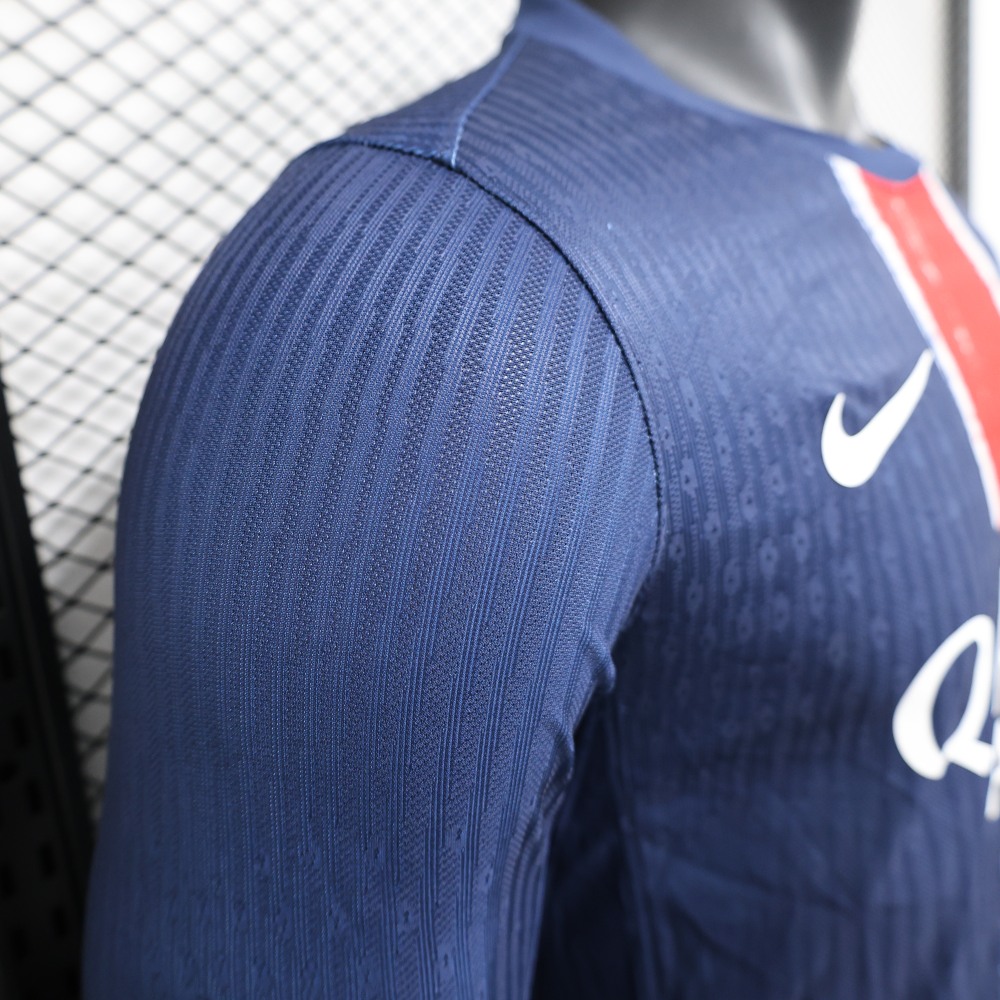 (S-3XL) 1:1 Copy Top Quality 2025/2026 Player: Paris Saint-Germain home long-sleeved kit
