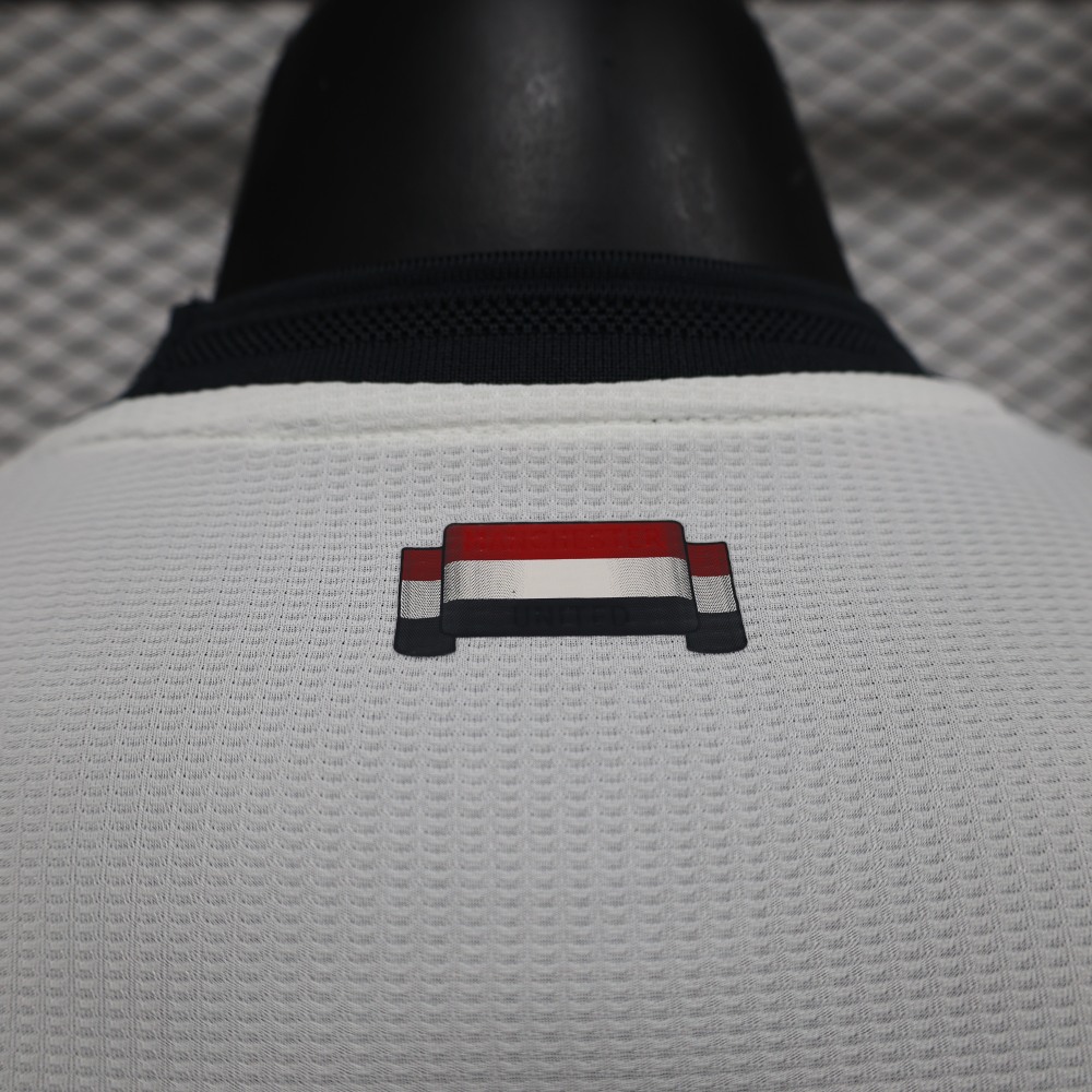 (S-3XL) 1:1 Copy Top Quality 2025/2026 Players: Manchester United's second away long-sleeved kit