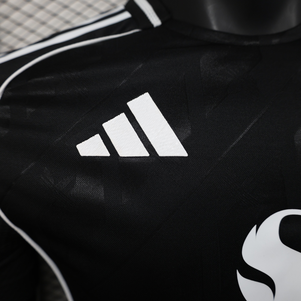 (S-3XL) 1:1 Copy Top Quality 2025/2026 Players: Manchester United special edition