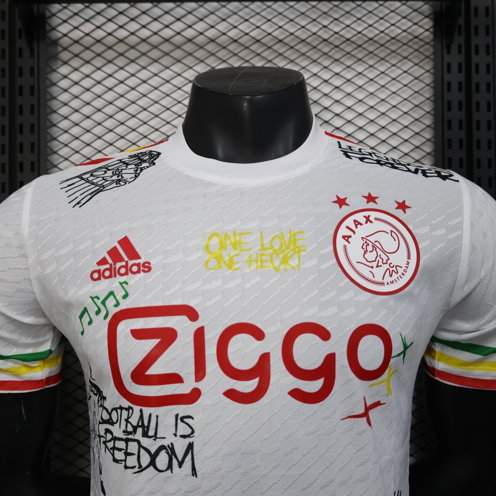 (S-3XL) 1:1 Copy Top Quality 2025/2026 Player: Ajax Special Edition