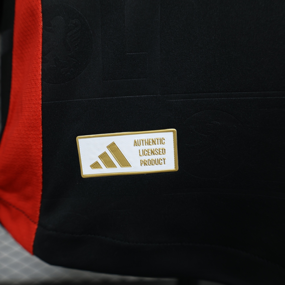 (S-3XL) 1:1 Copy Top Quality 2025/2026 Player: Lyon away game