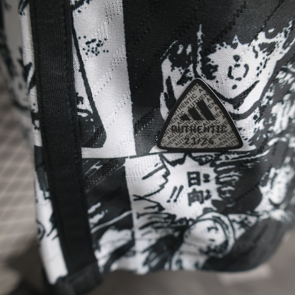 (S-3XL) 1:1 Copy Top Quality 2025/2026 Player: Japanese Anime Black