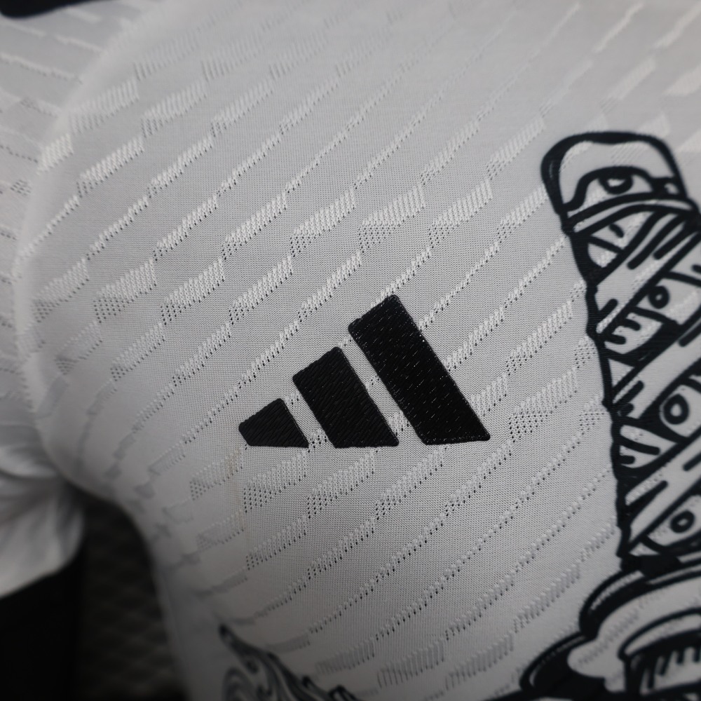 (S-3XL) 1:1 Copy Top Quality 2025/2026 Player: Japan Special Edition