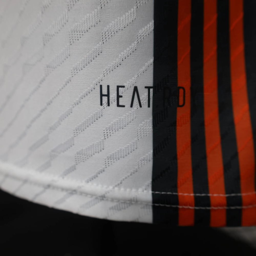 (S-3XL) 1:1 Copy Top Quality 2025/2026 Player: Japan Special Edition