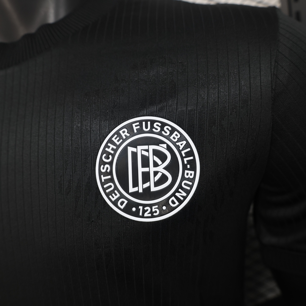 (S-3XL) 1:1 Copy Top Quality 2025/2026 Players; Germany's Anniversary Edition Black
