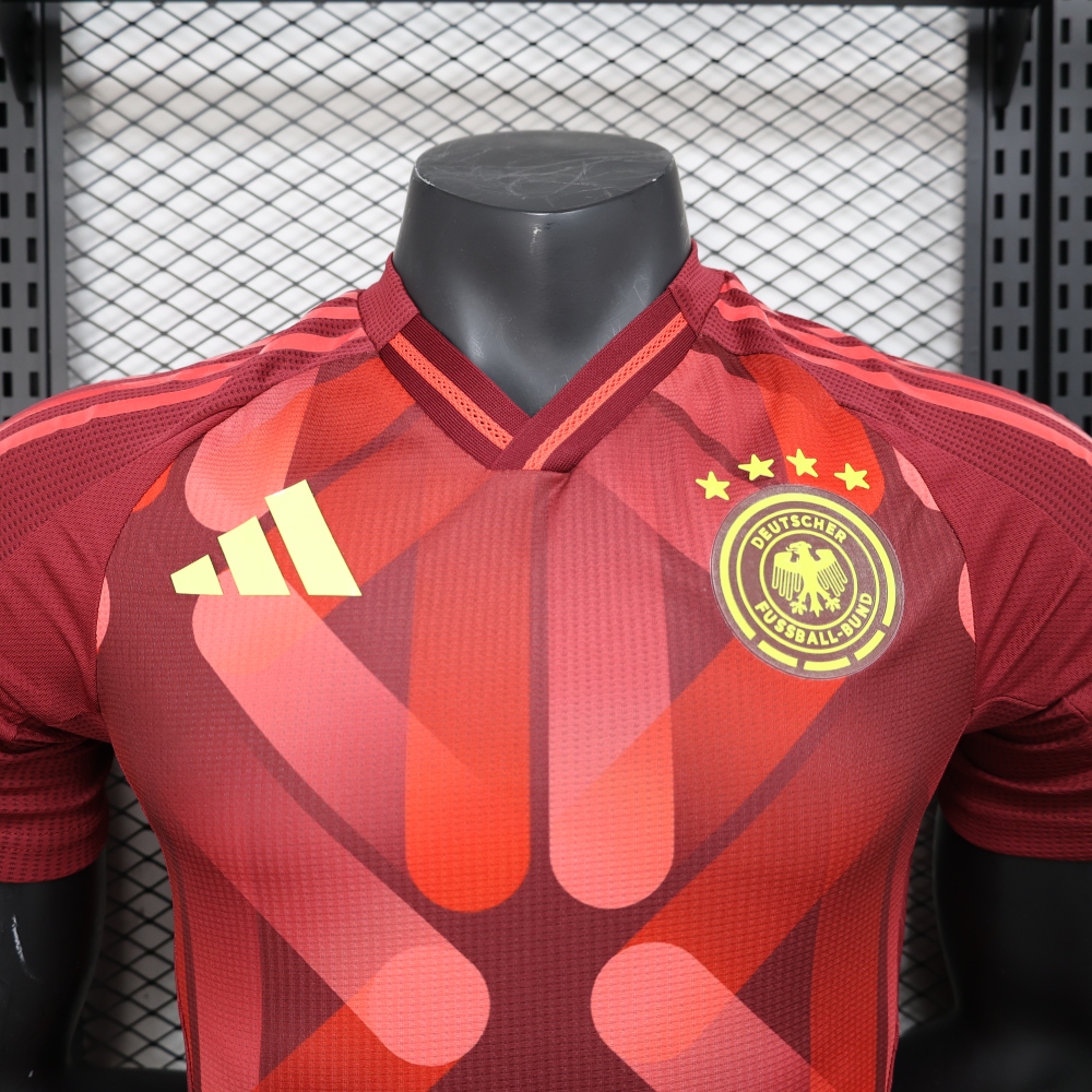 (S-3XL) 1:1 Copy Top Quality 2025/2026 Players: New Germany Red