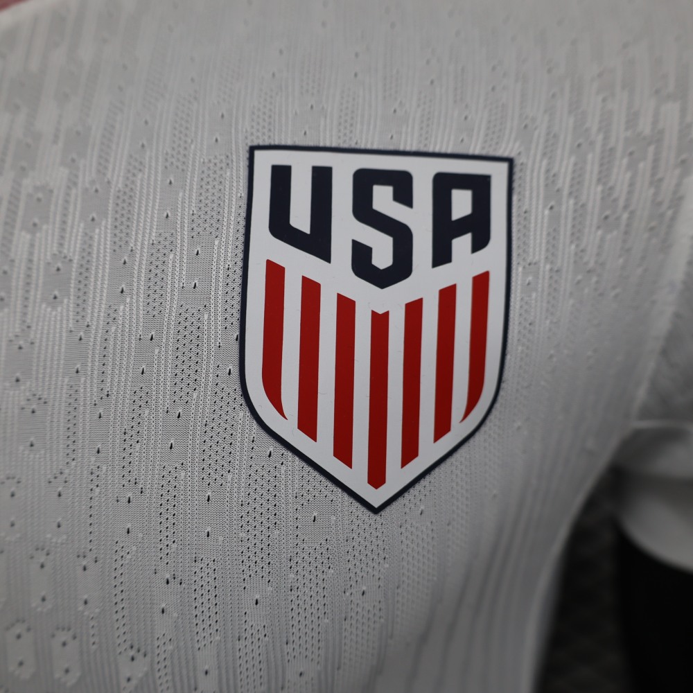 (S-3XL) 1:1 Copy Top Quality 2025/2026 Player: 24 New USA Home