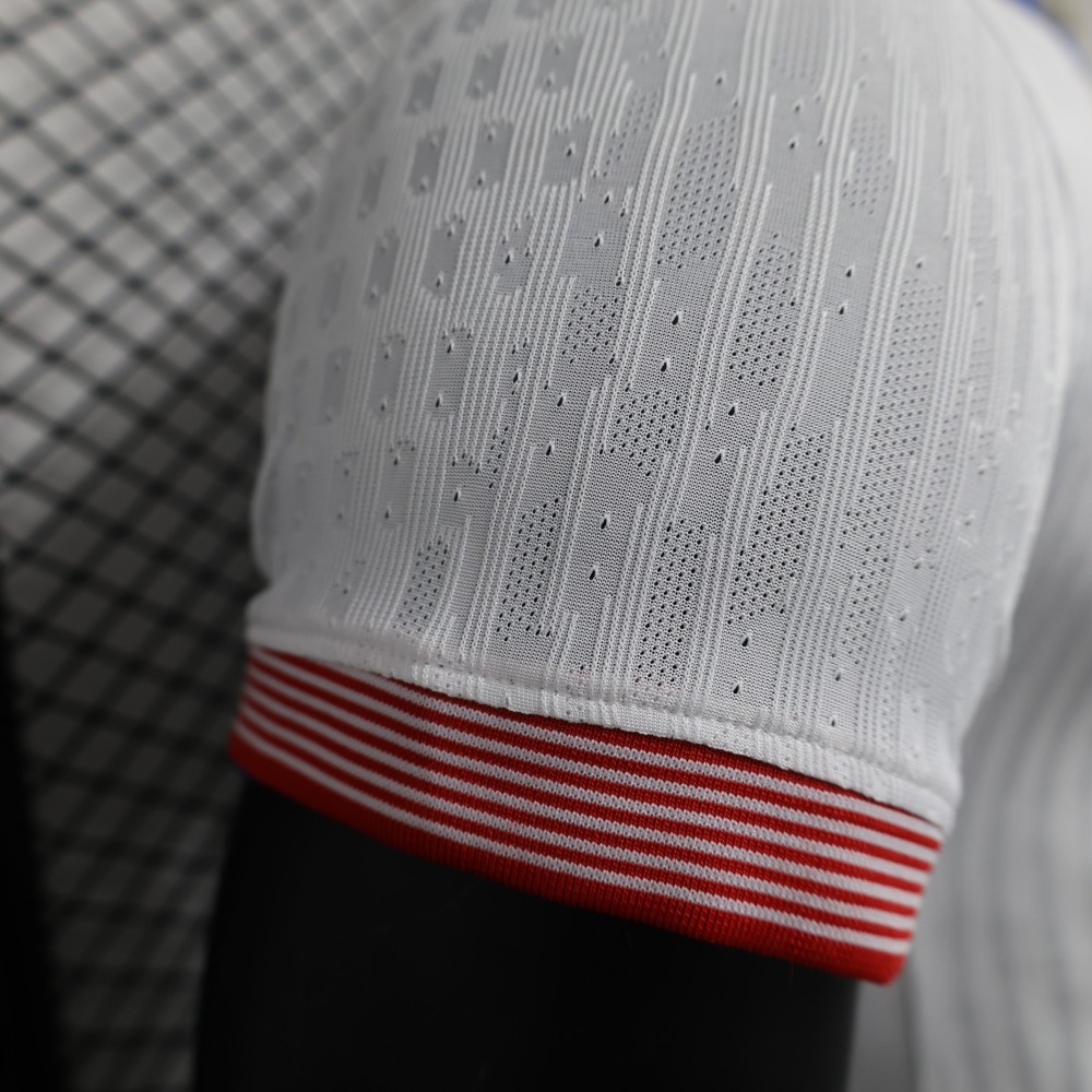 (S-3XL) 1:1 Copy Top Quality 2025/2026 Player: 24 New USA Home