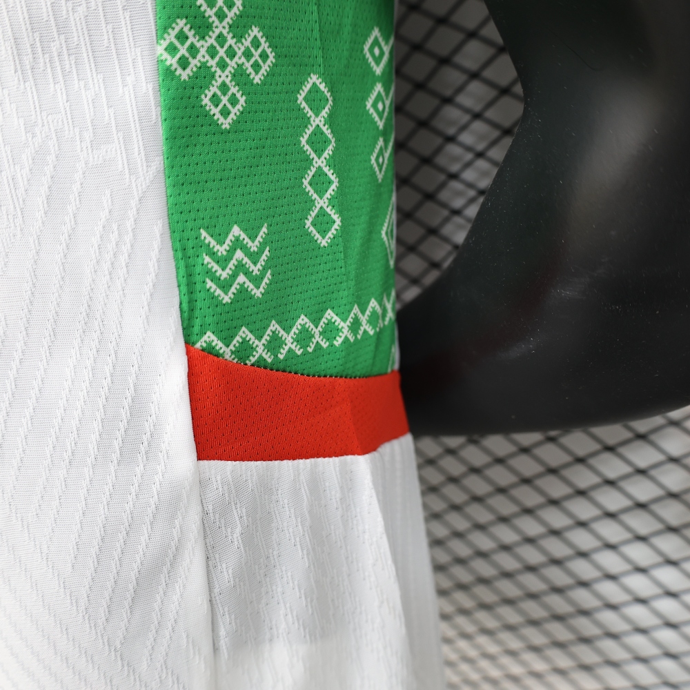 (S-3XL) 1:1 Copy Top Quality 2025/2026 Player: Perforated Morocco Away