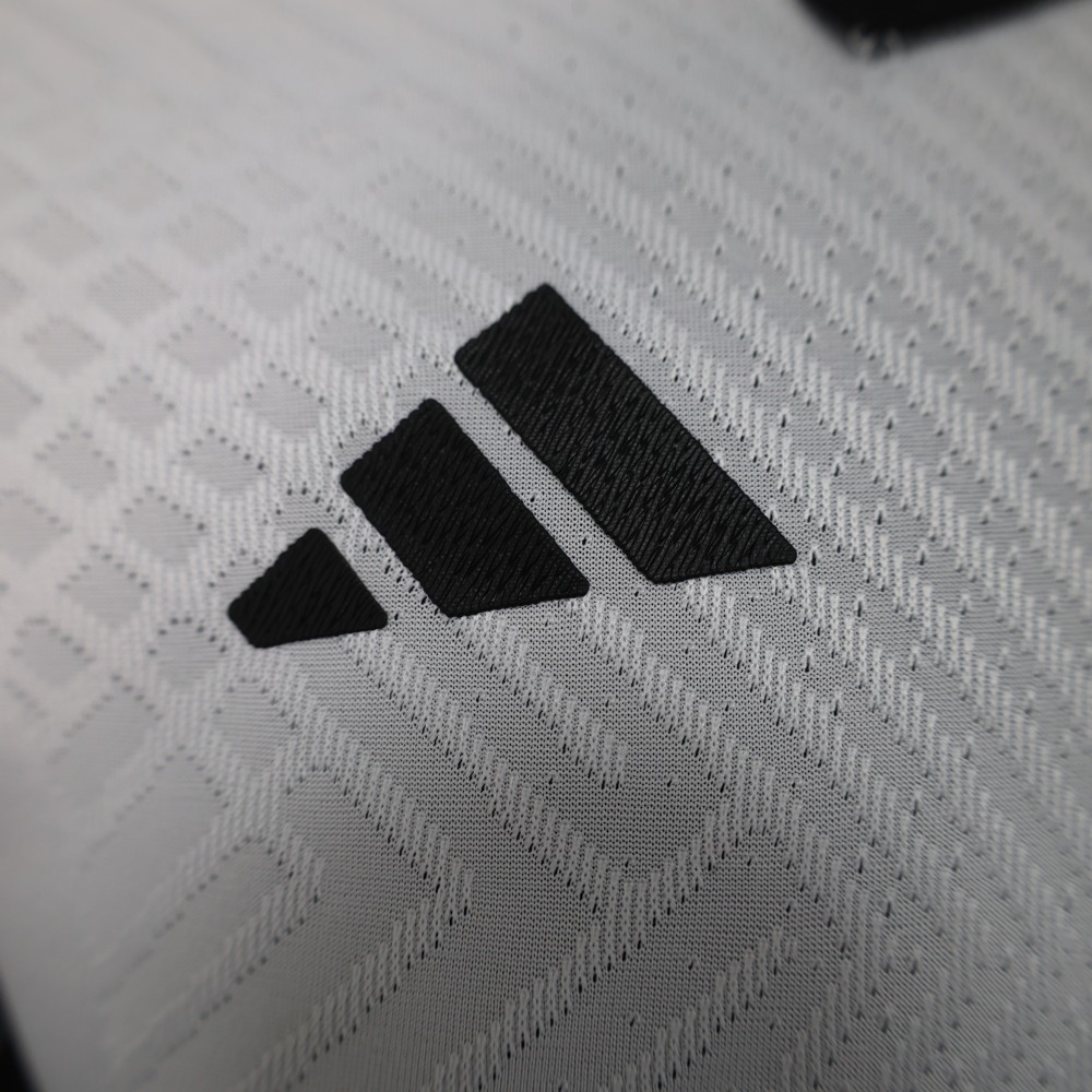 (S-3XL) 1:1 Copy Top Quality 2025/2026 Player: Japanese Special Edition
