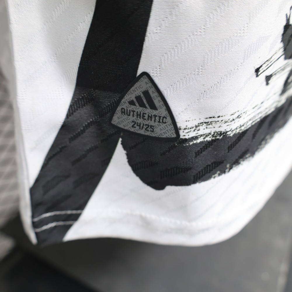 (S-3XL) 1:1 Copy Top Quality 2025/2026 Player: Japanese Special Edition