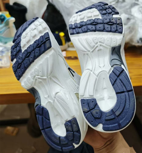 ON SALE Size 36 New Balance Clunky Sneakers Fashion NB Brand Dad Shoes Sport Shoes PQ387