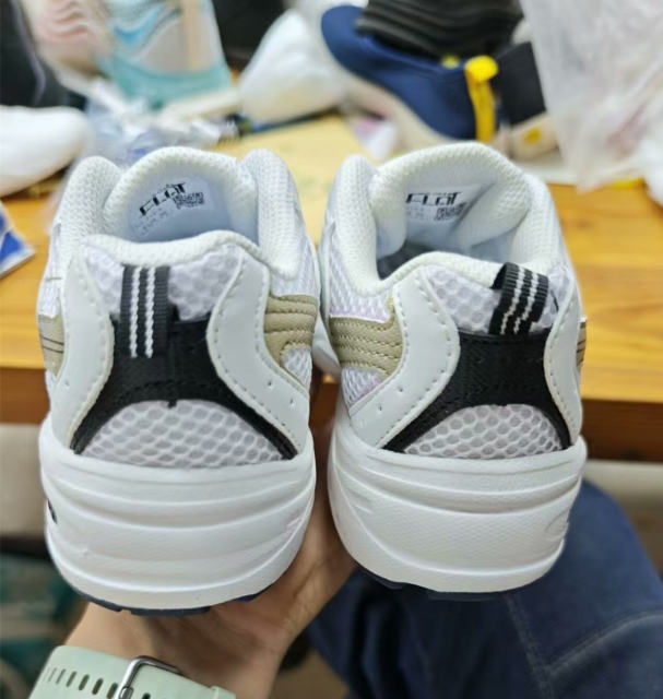 ON SALE Size 36 New Balance Clunky Sneakers Fashion NB Brand Dad Shoes Sport Shoes PQ387