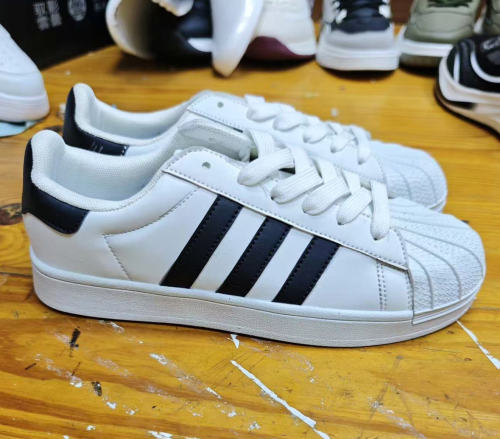 ON SALE Size 41 Adidas Skater Shoes Fashion Brand Board Shoes PQ348