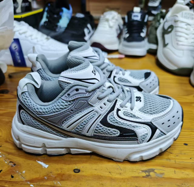 ON SALE Size 38 Woman Clunky Sneakers Fashion Dad Shoes Sport Shoes PQ388