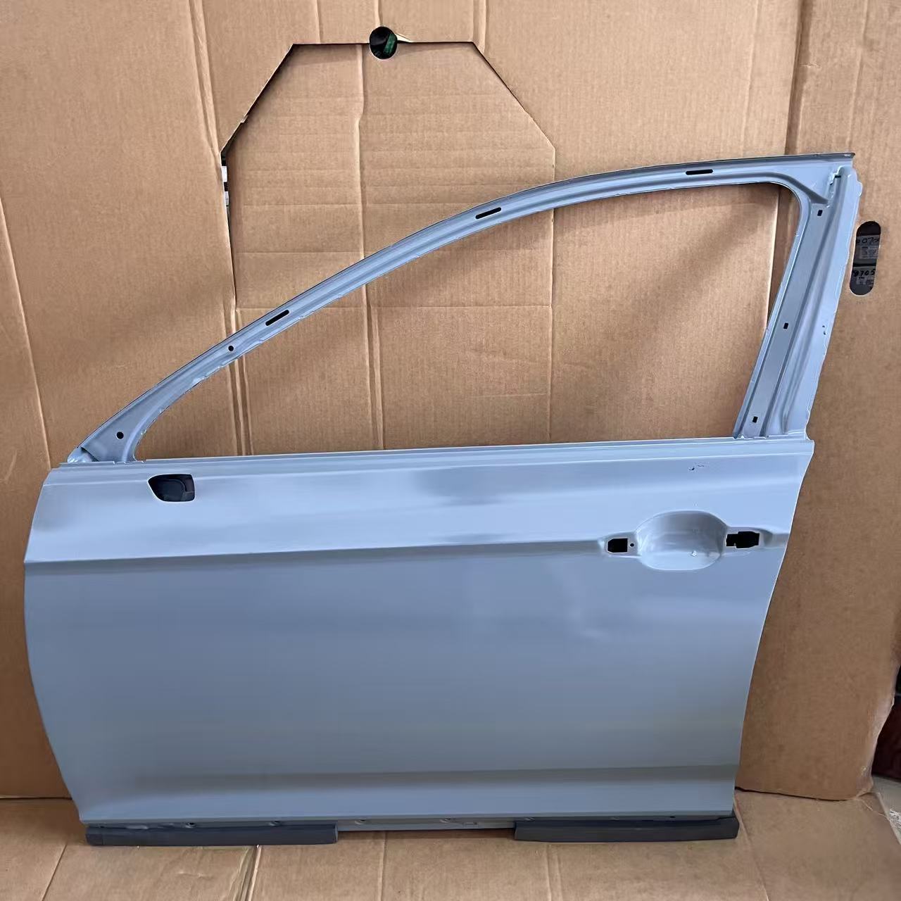 Volkswagen Magotan B7 front left door