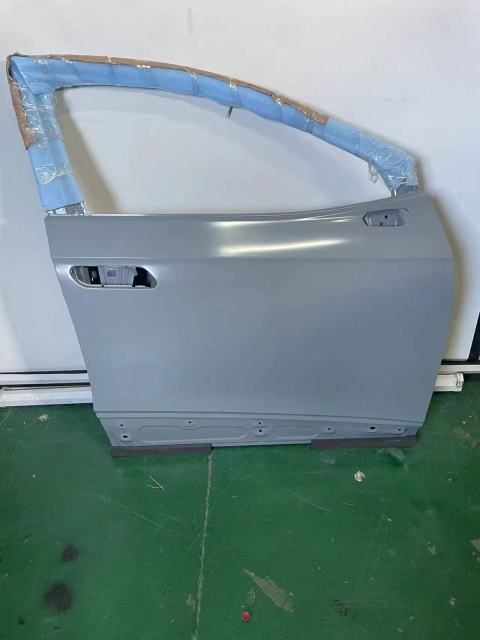 Volkswagen ID.4 front door