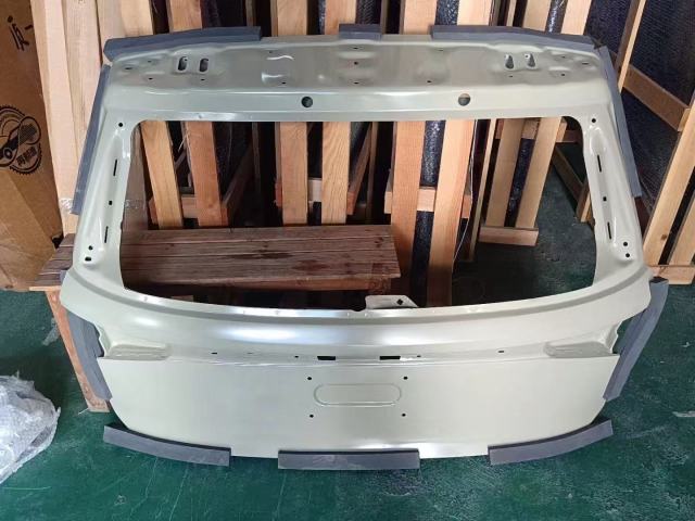 Volkswagen ID4 tail cover