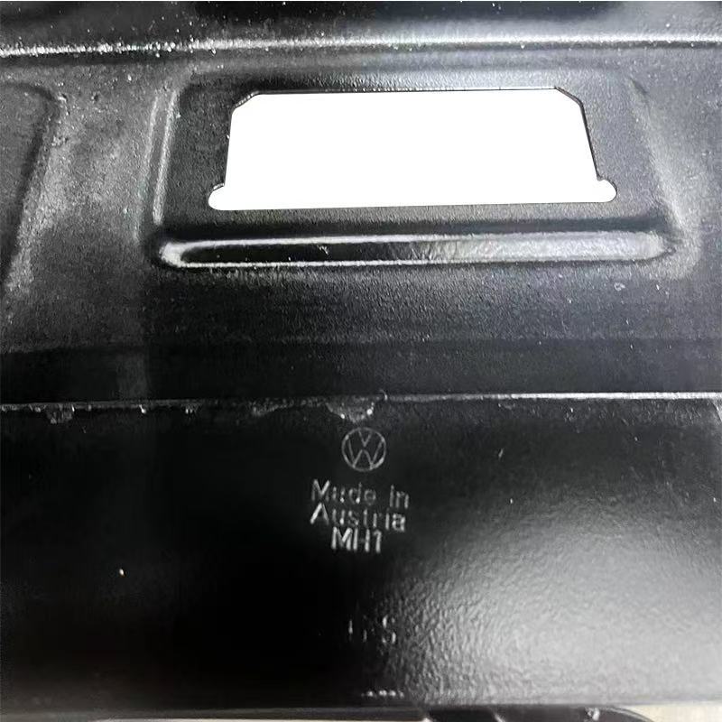 Volkswagen Touareg rear tailgate