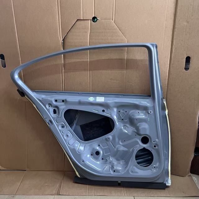 Volkswagen Magotan B7 left rear door
