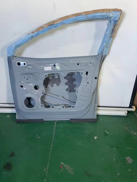 Volkswagen ID.4 front door