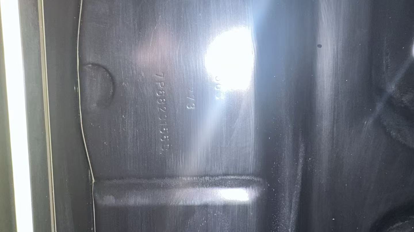 Old Volkswagen Touareg hood