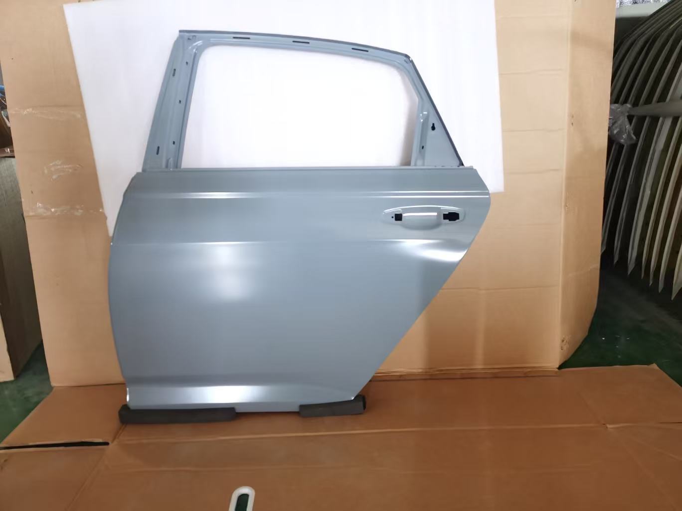 Volkswagen Lavida left rear door