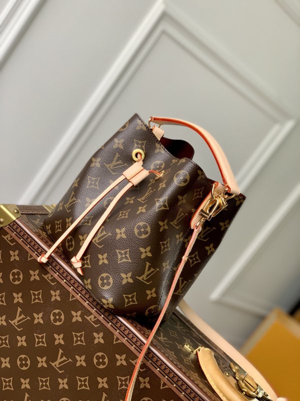Louis Vuitton Néonoé BB Bag For Women M46581- 20 Cm/ 7.9 Inches