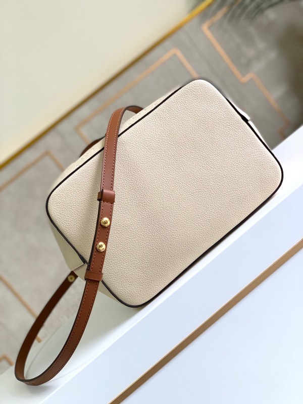 Louis Vuitton NeoNoe MM Bucket Bag Monogram Empreinte Creme For Women, Women’s Bags, Shoulder Bags 10.2in/26cm LV M45307