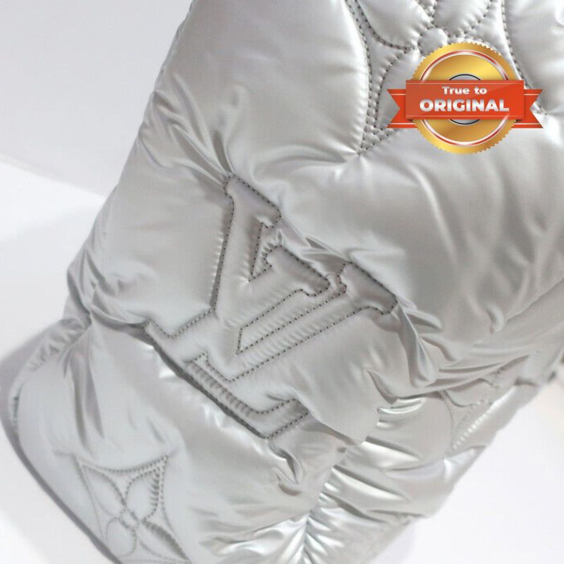 [True-to-ORIGINAL] Louis Vuitton Pillow Onthego GM Silver For Women 16.1in/41cm LV M21053